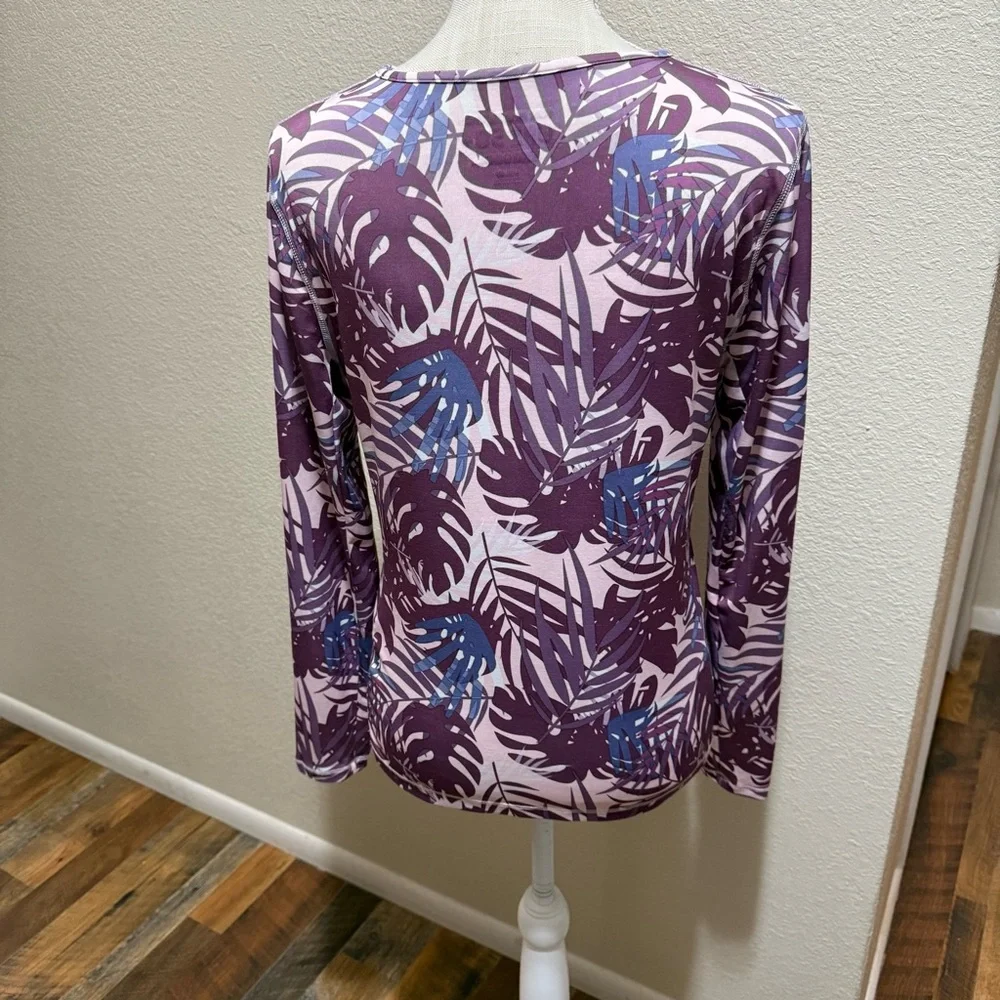 32 DEGREES COOL Women's Purple Leaf Shirt Size Small Sun Protection UPF 50+